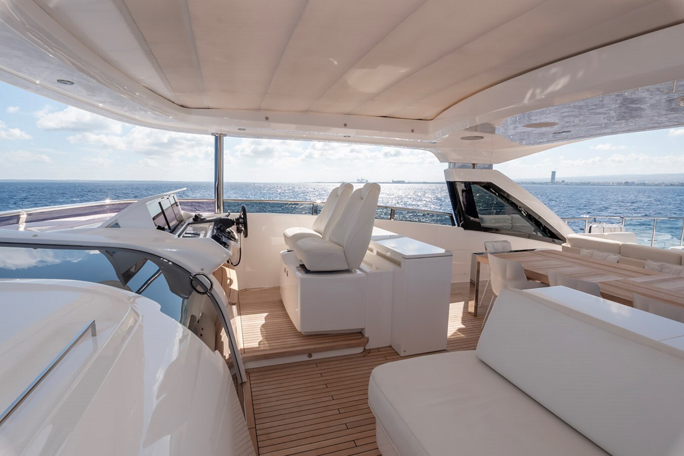 2019-princess-yachts-98-6-4ae178