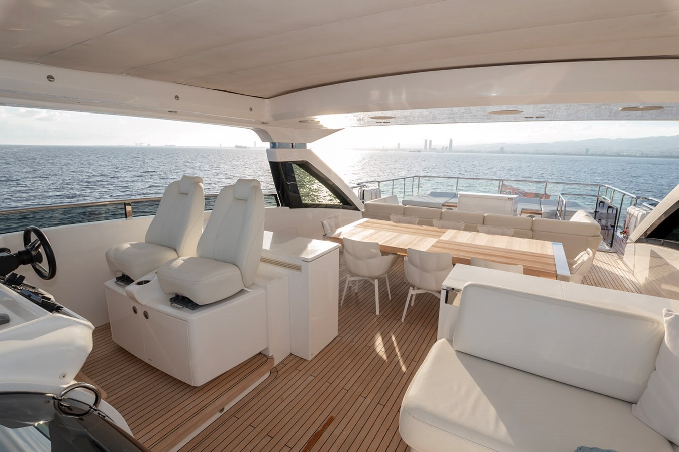 2019-princess-yachts-98-6-4ae178