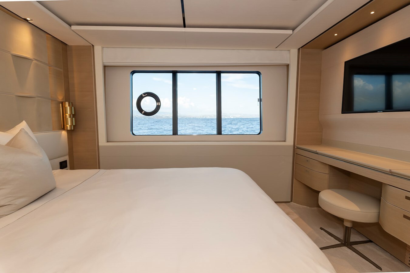 2019-princess-yachts-98-6-4ae178