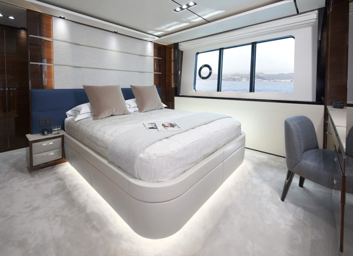 2019 PRINCESS YACHTS 99' 11