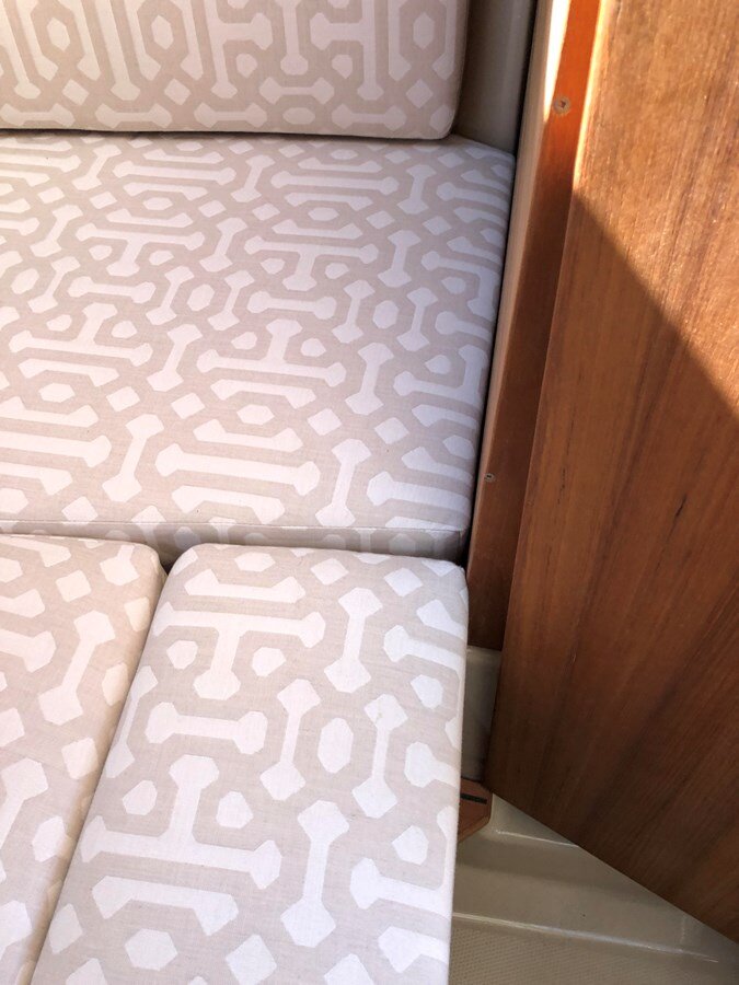 2019-ranger-tugs-27-8-1302b5