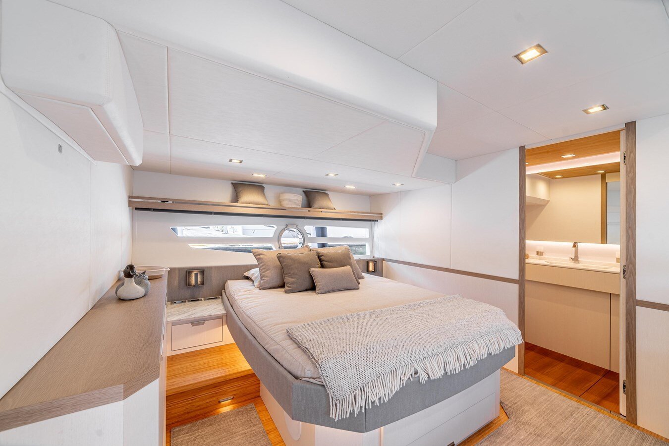 2019-rio-yachts-61-a70bc6