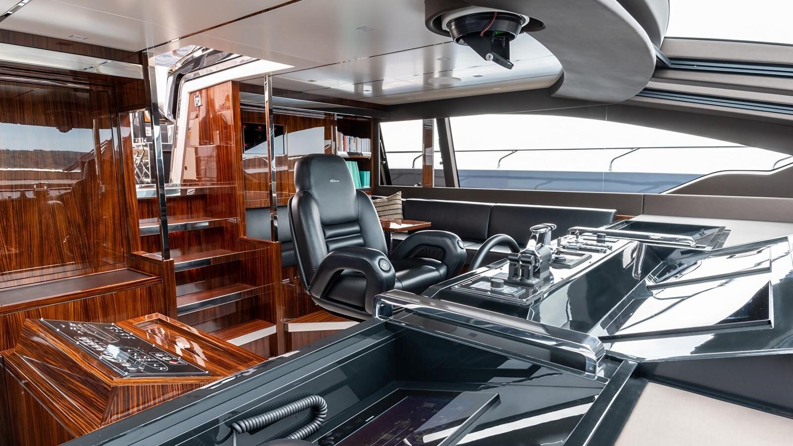 2019-riva-110-c7f95d