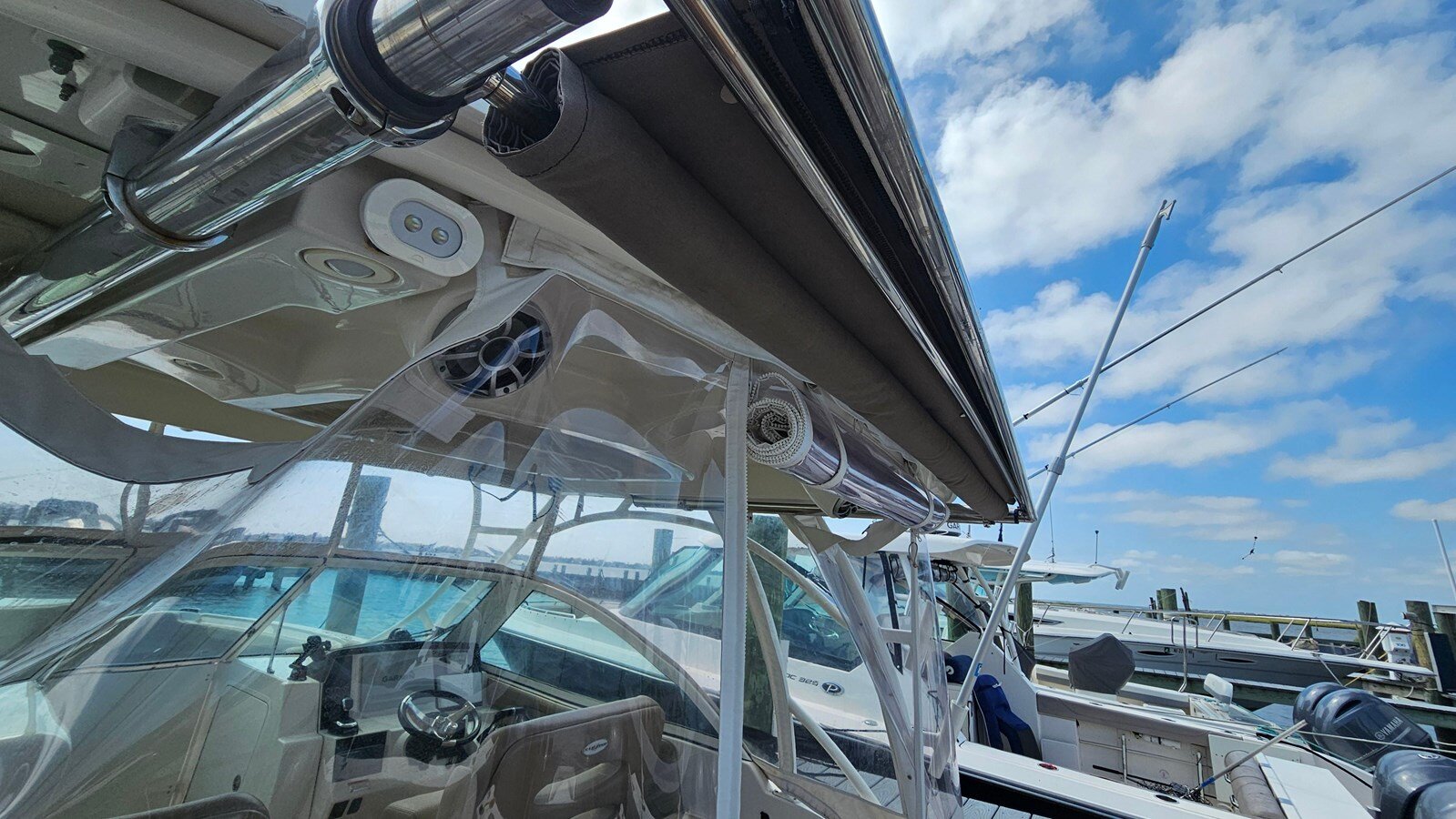 2019-sailfish-32-72d195