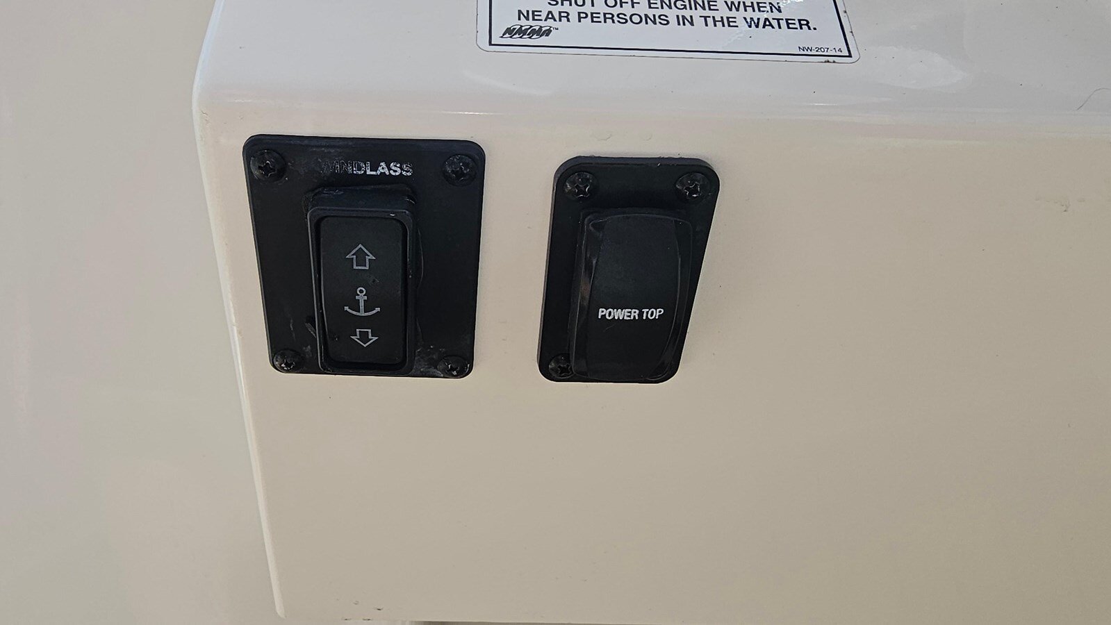 2019-sailfish-32-72d195