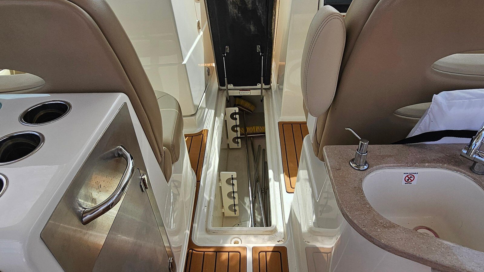 2019-sailfish-32-72d195