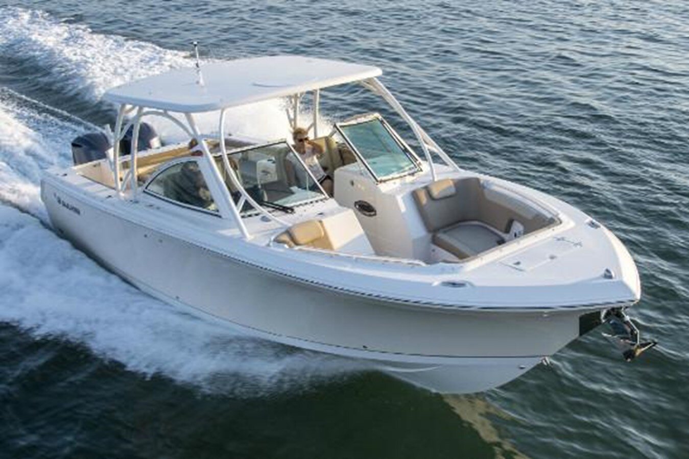 2019-sailfish-32-72d195