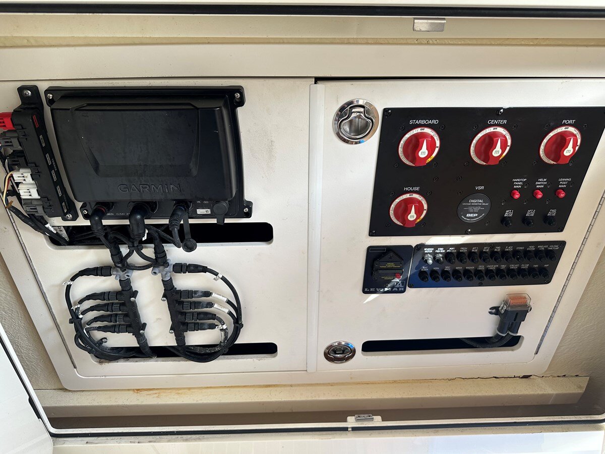 2019-sailfish-36-79d317