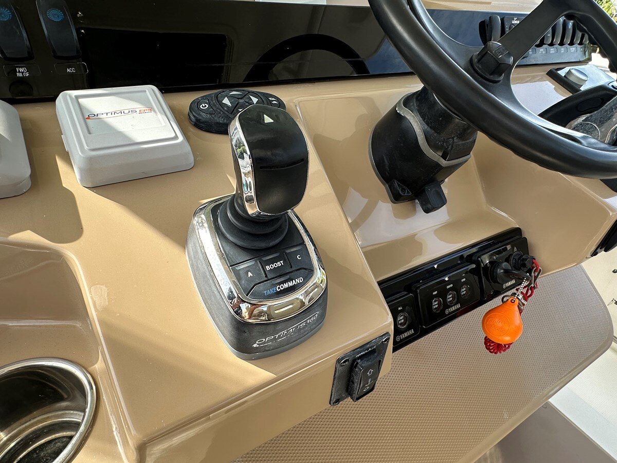 2019-sailfish-36-79d317