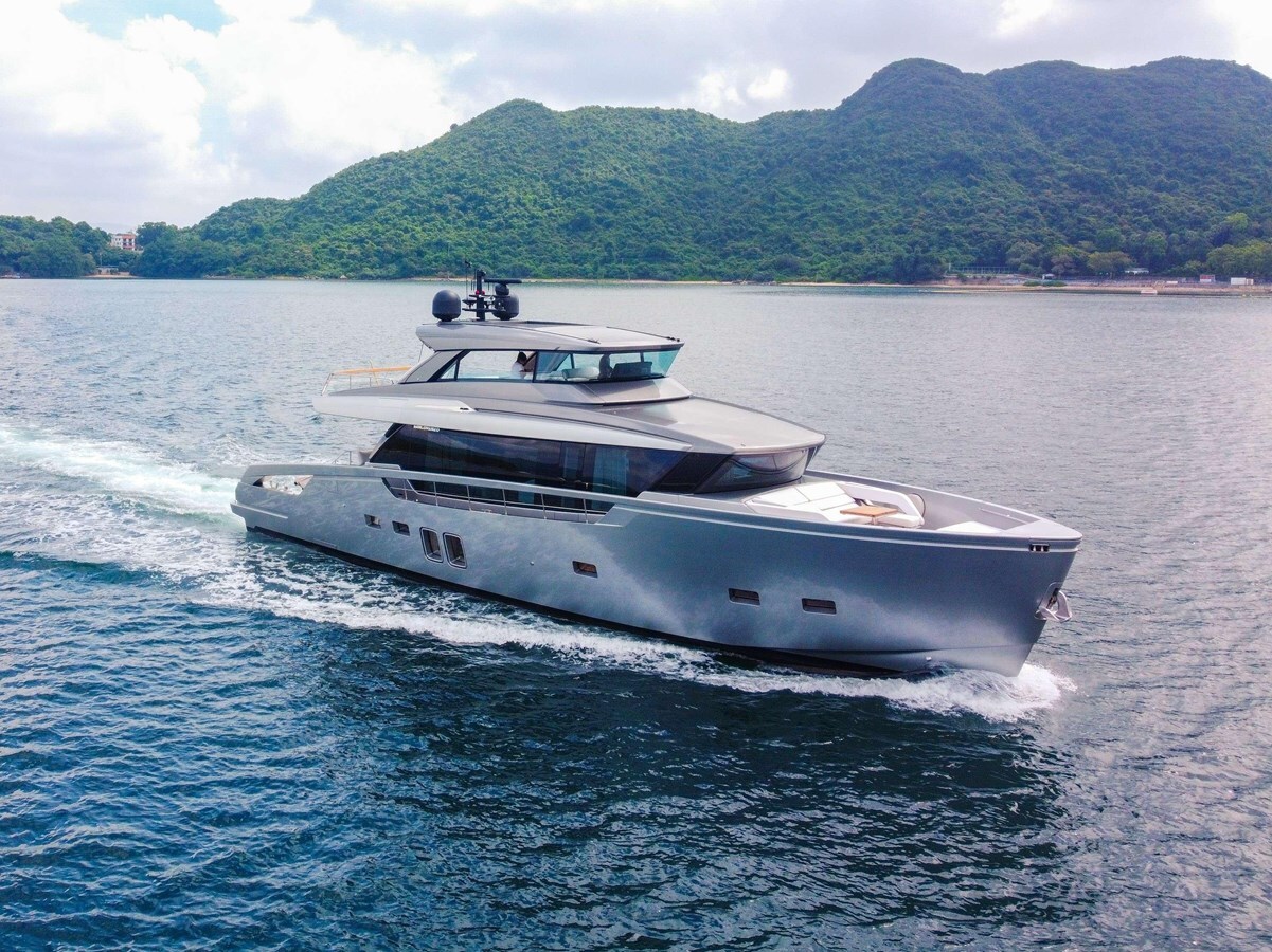 2019-sanlorenzo-77-11-e20f27