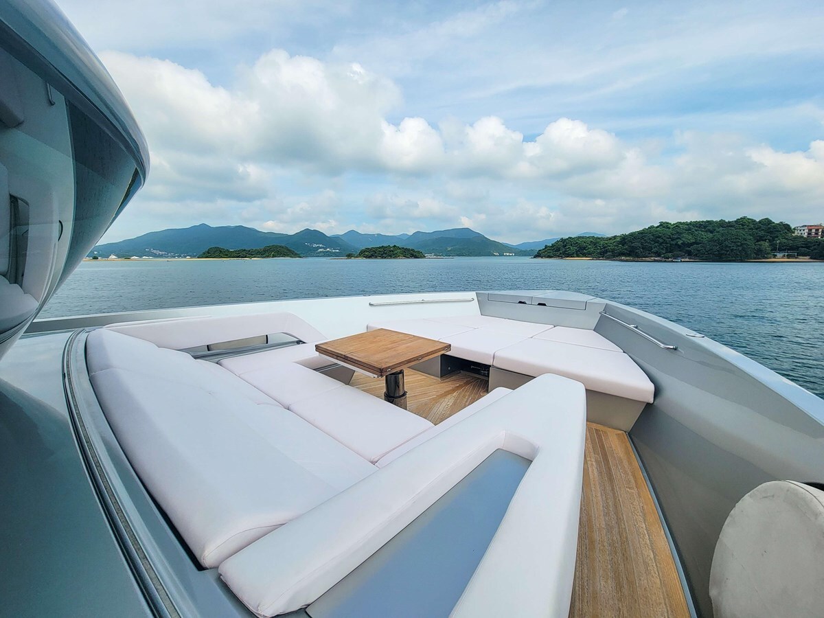 2019-sanlorenzo-77-11-e20f27