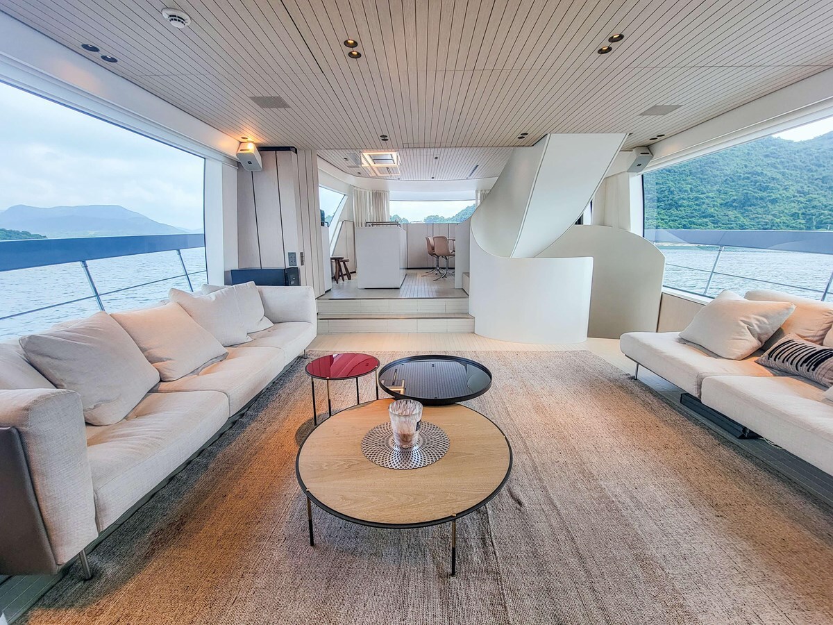 2019-sanlorenzo-77-11-e20f27