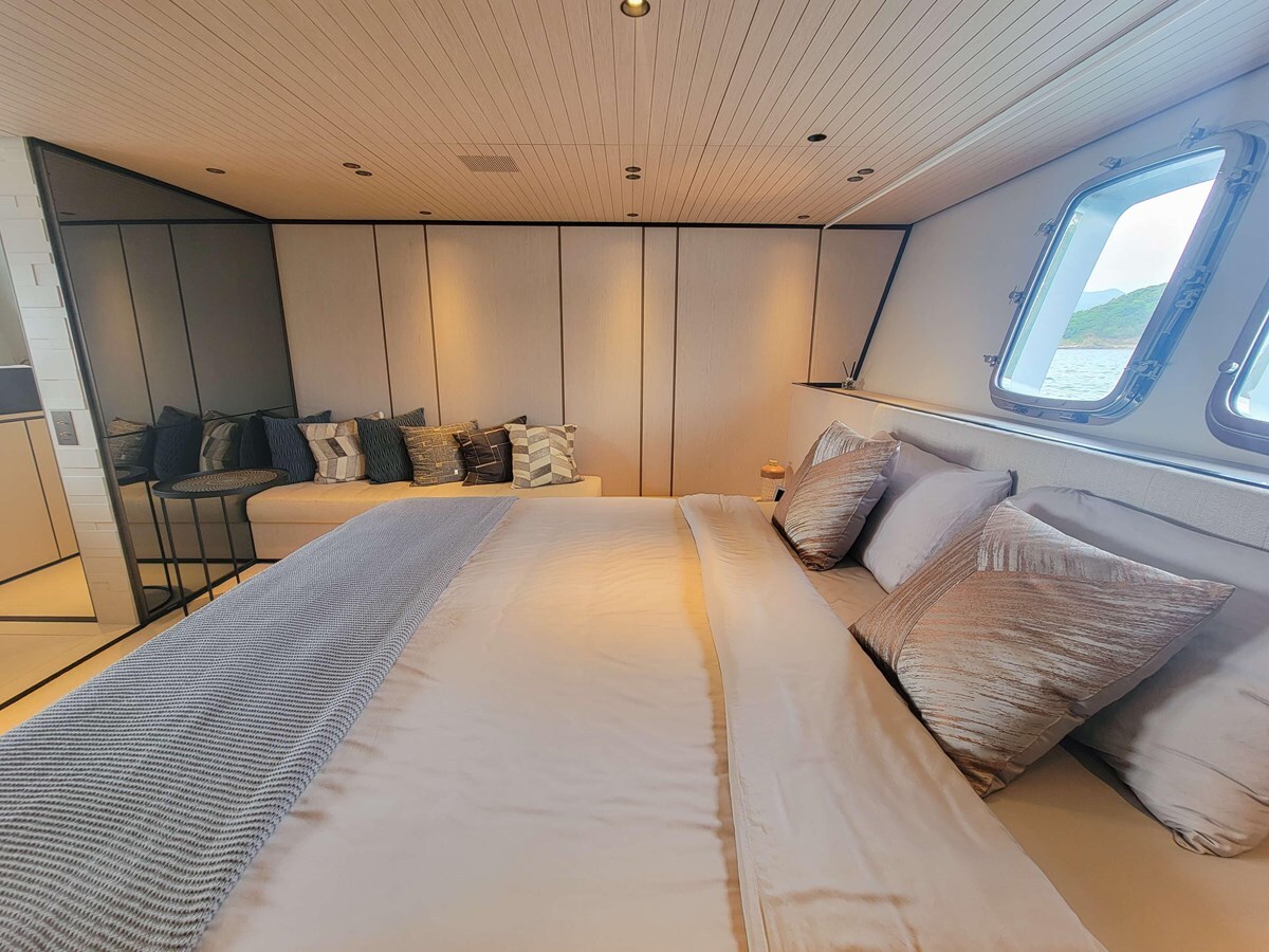 2019-sanlorenzo-77-11-e20f27