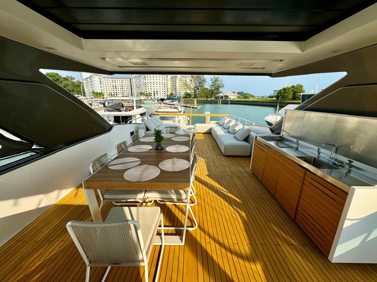 2019-sanlorenzo-87-10-cb372c