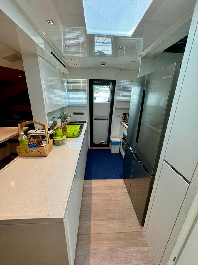 2019-sanlorenzo-87-10-cb372c