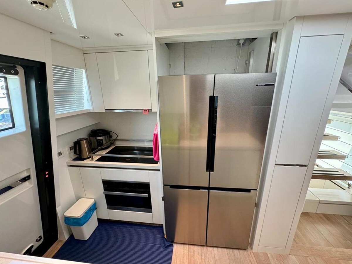 2019-sanlorenzo-87-10-cb372c