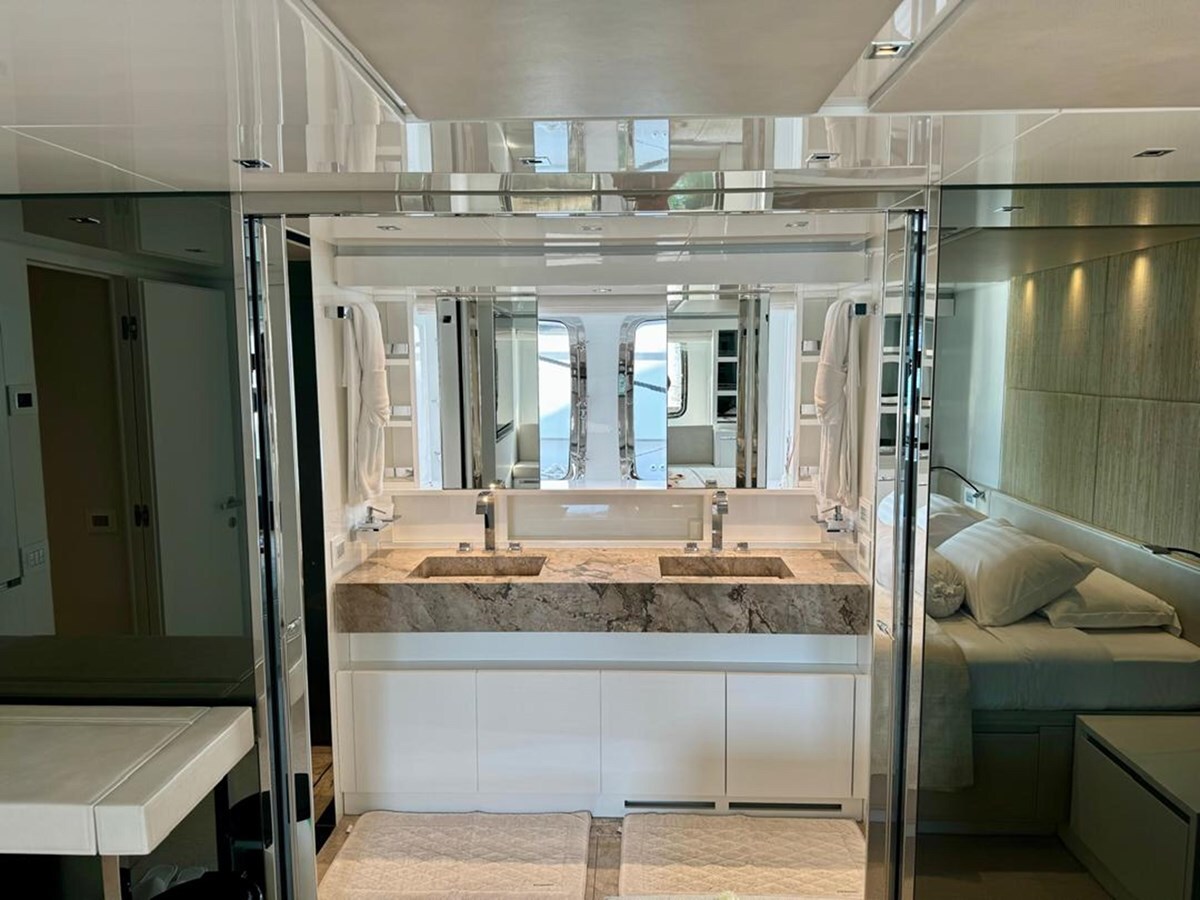 2019-sanlorenzo-87-10-cb372c