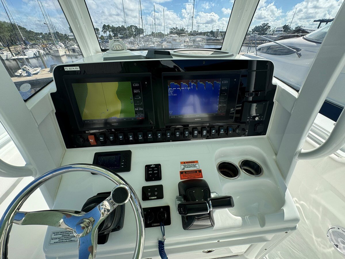 2019-sea-hunt-27-1-baa679