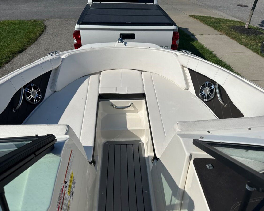 2019-sea-ray-21-ad5254