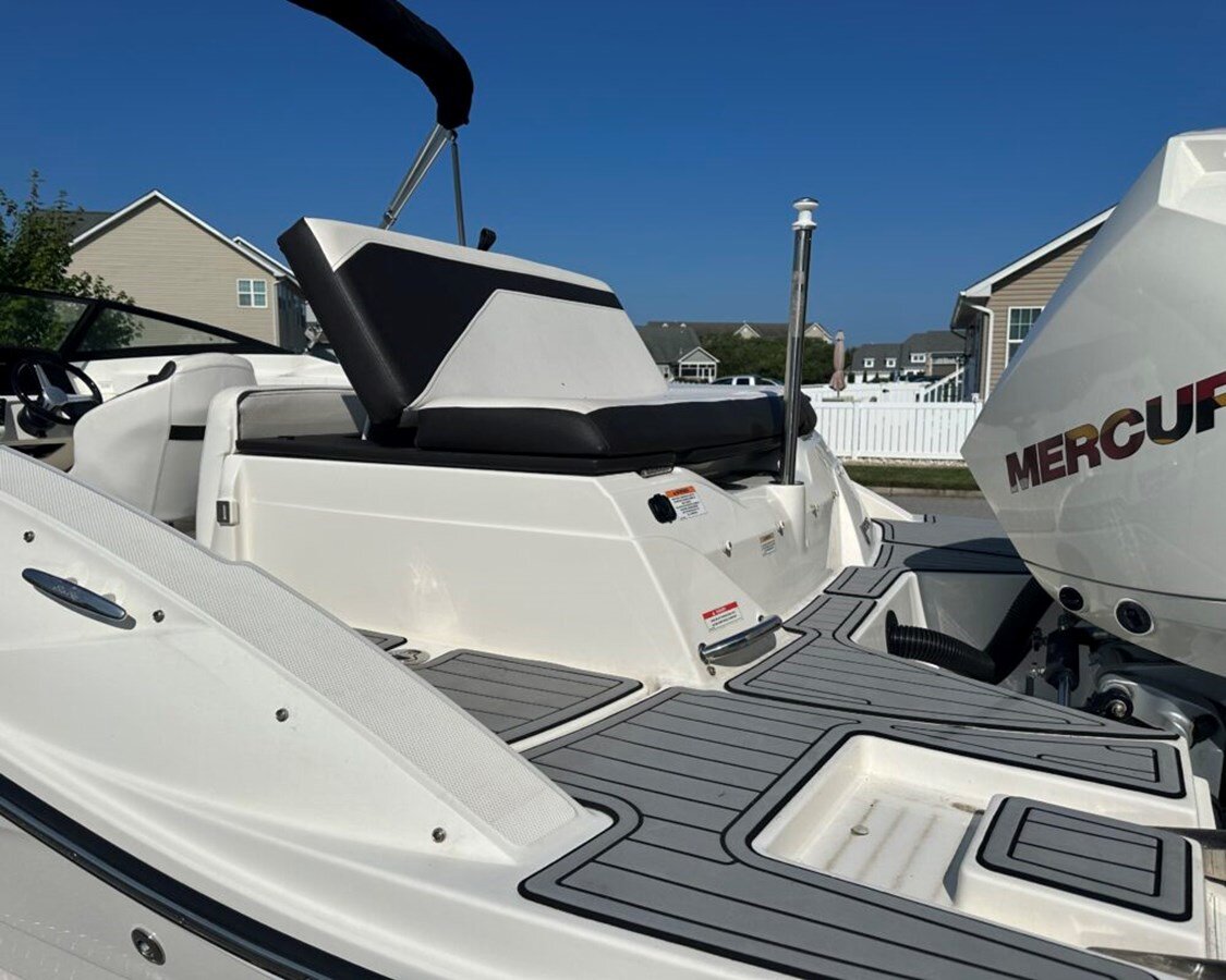 2019-sea-ray-21-ad5254