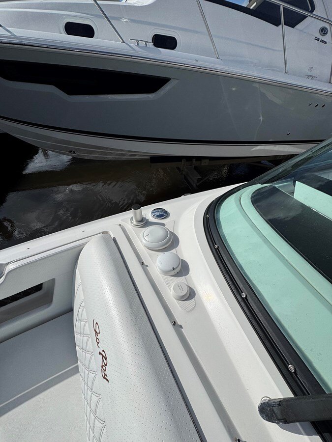 2019-sea-ray-33-f93ccd