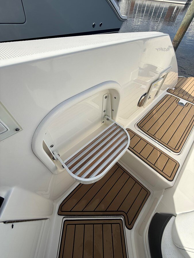 2019-sea-ray-33-f93ccd