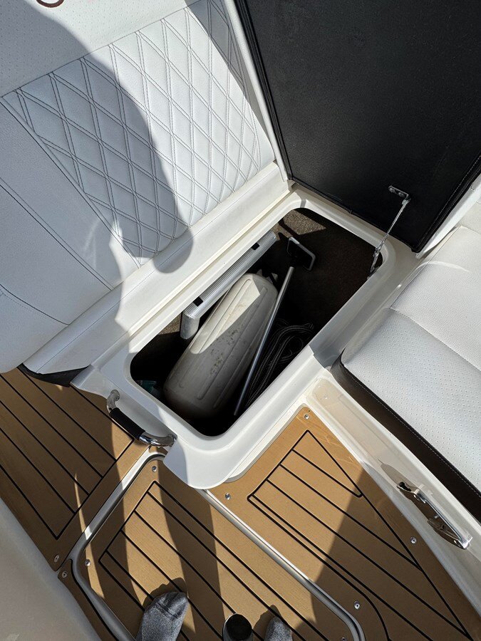 2019-sea-ray-33-f93ccd