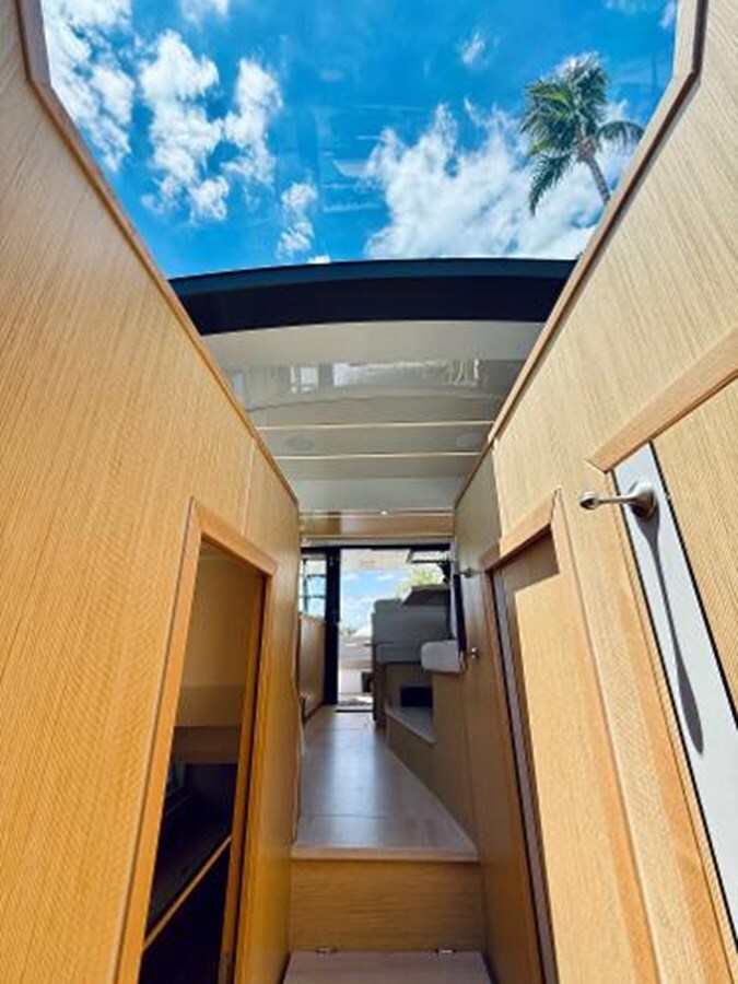 2019-sealine-44-5-b47c8f