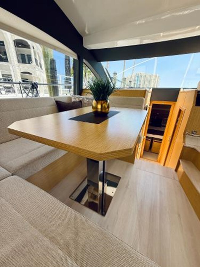 2019-sealine-44-5-b47c8f