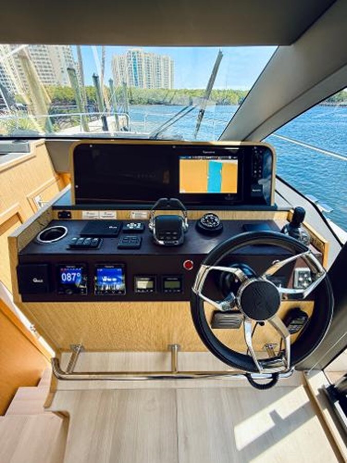 2019-sealine-44-5-b47c8f