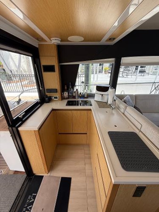 2019-sealine-44-5-b47c8f