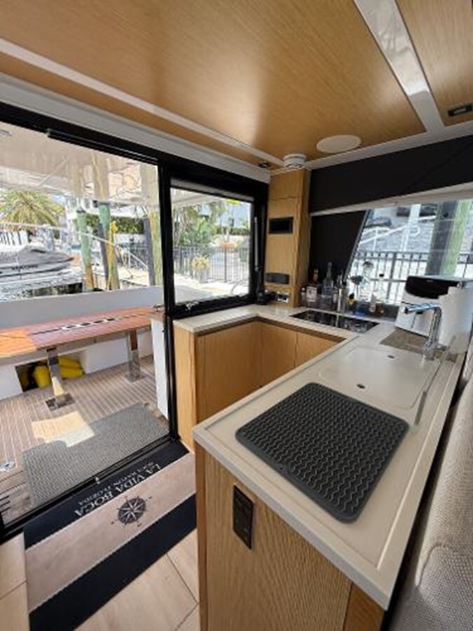 2019-sealine-44-5-b47c8f