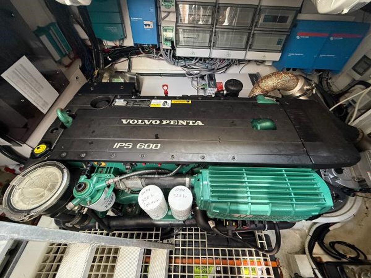 2019-sealine-44-5-b47c8f