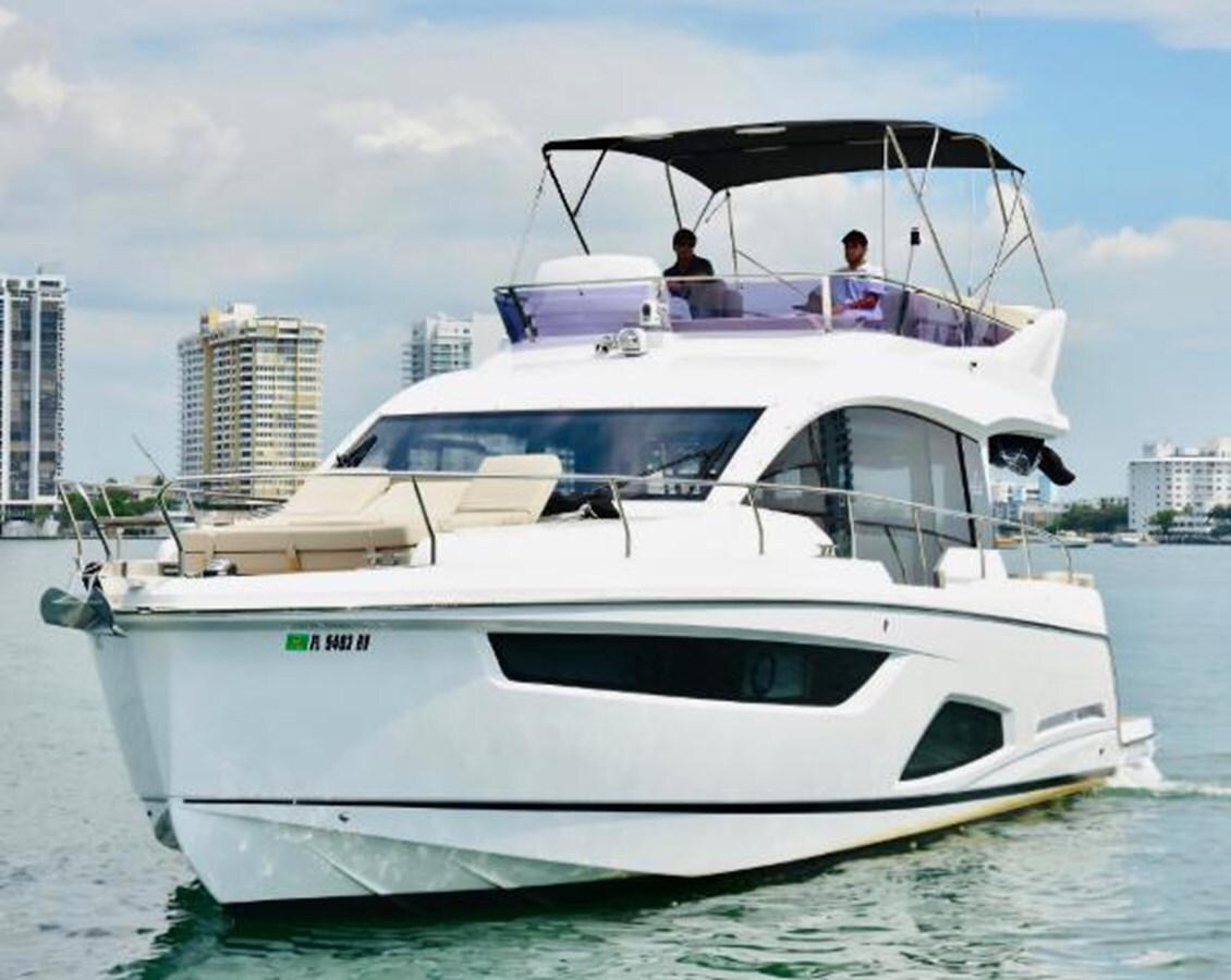 2019-sealine-44-5-b47c8f