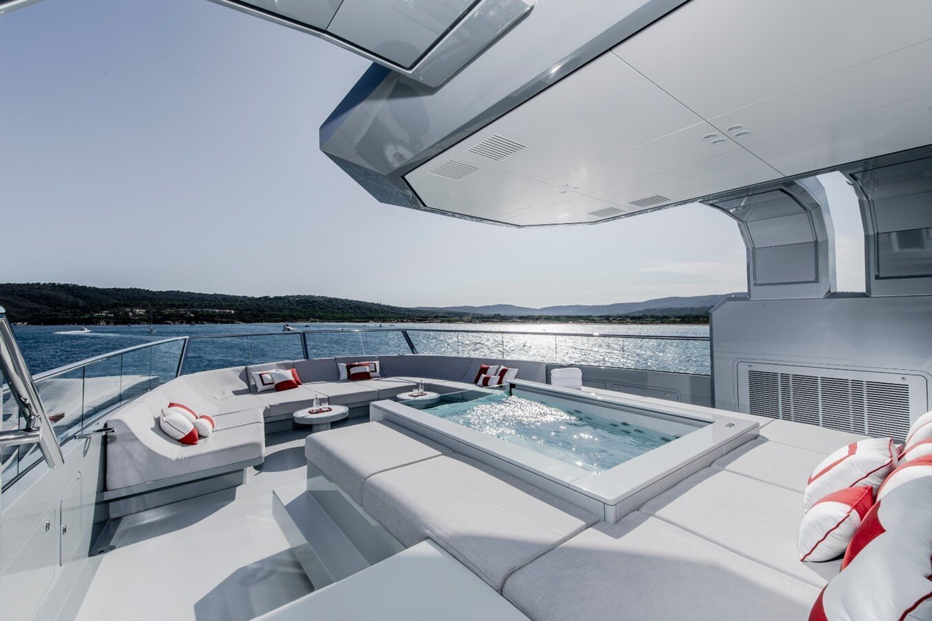 2019 SILVER YACHTS 279' 11