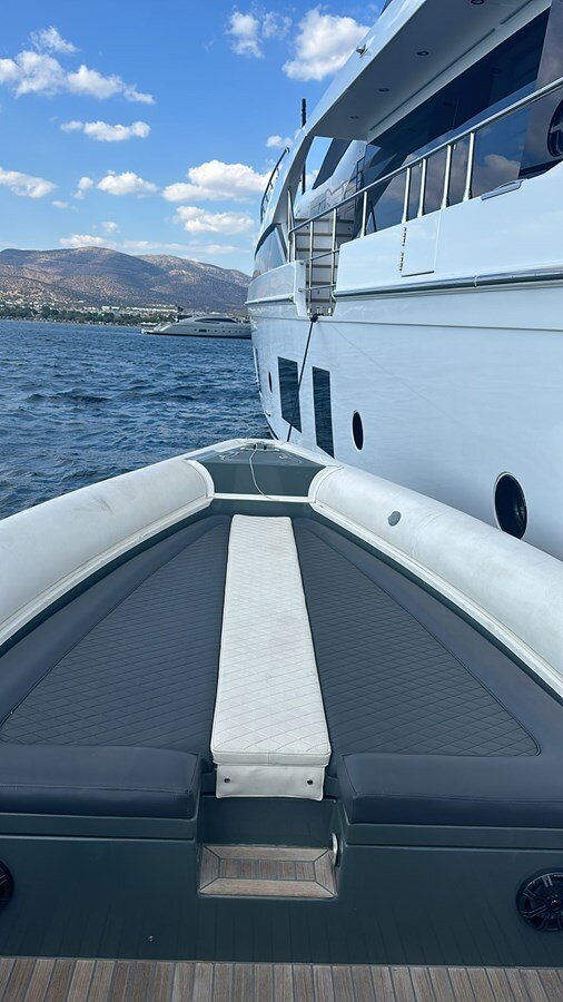 2019-skipper-32-8-76058a