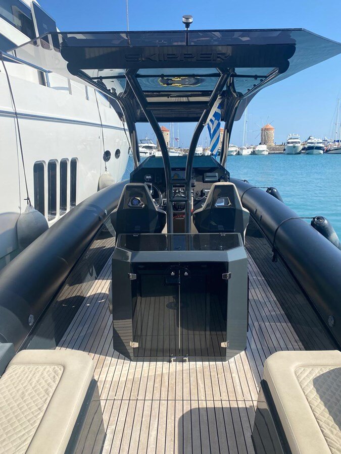 2019-skipper-32-8-ae403e