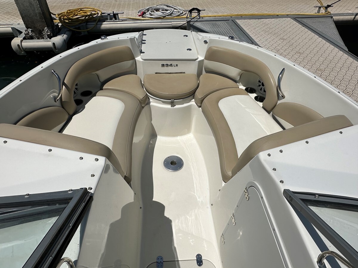 2019-stingray-23-8-749c45