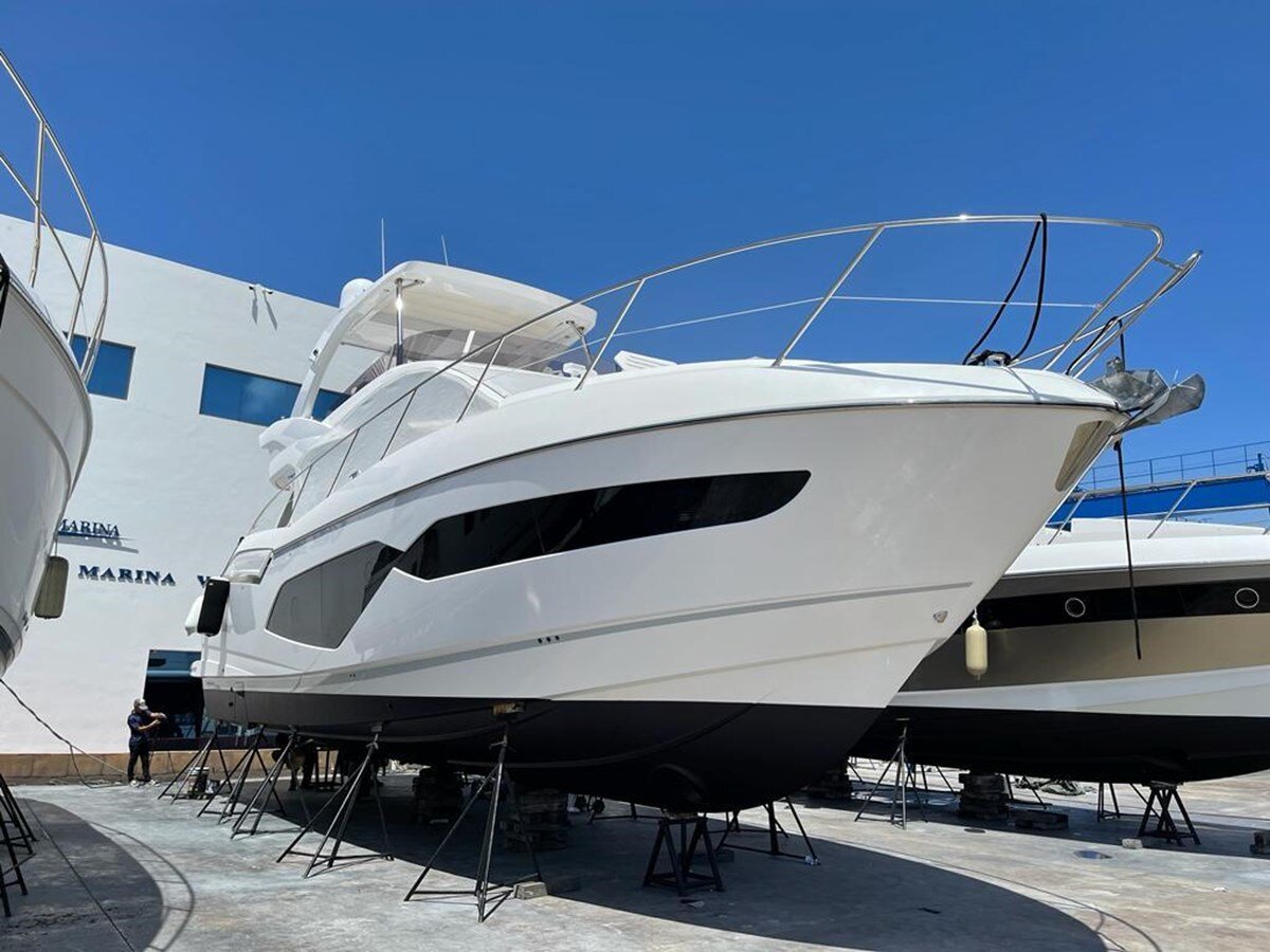 2019-sunseeker-52-629803