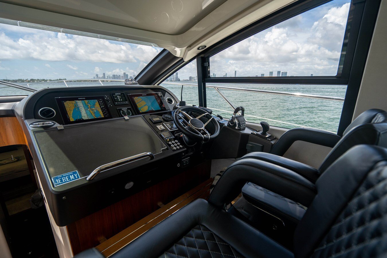 2019-sunseeker-57-657a48