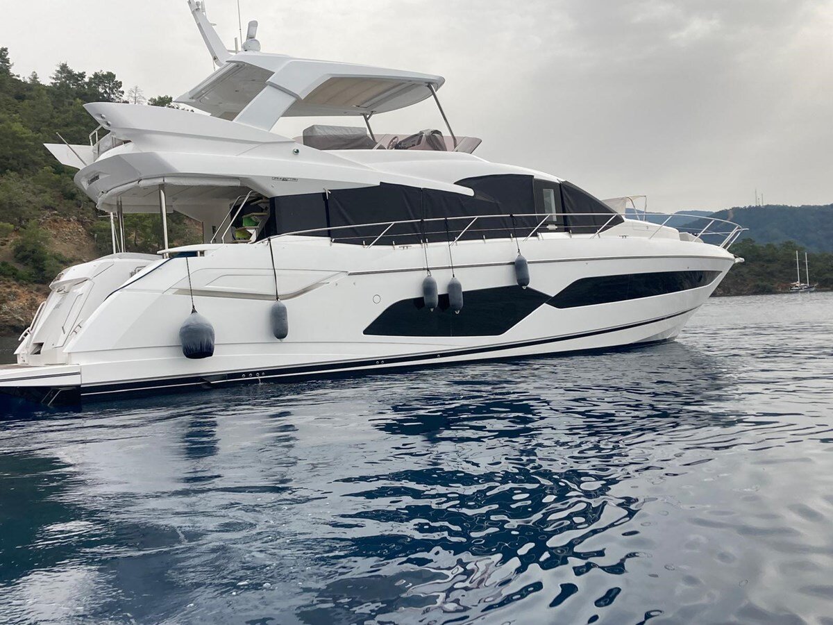 2019-sunseeker-66-cda73c