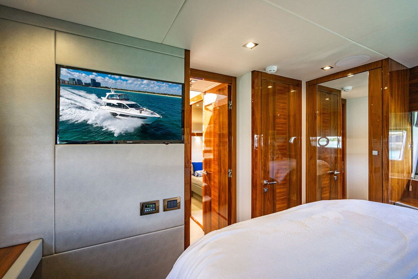 2019-sunseeker-66-fd5bab