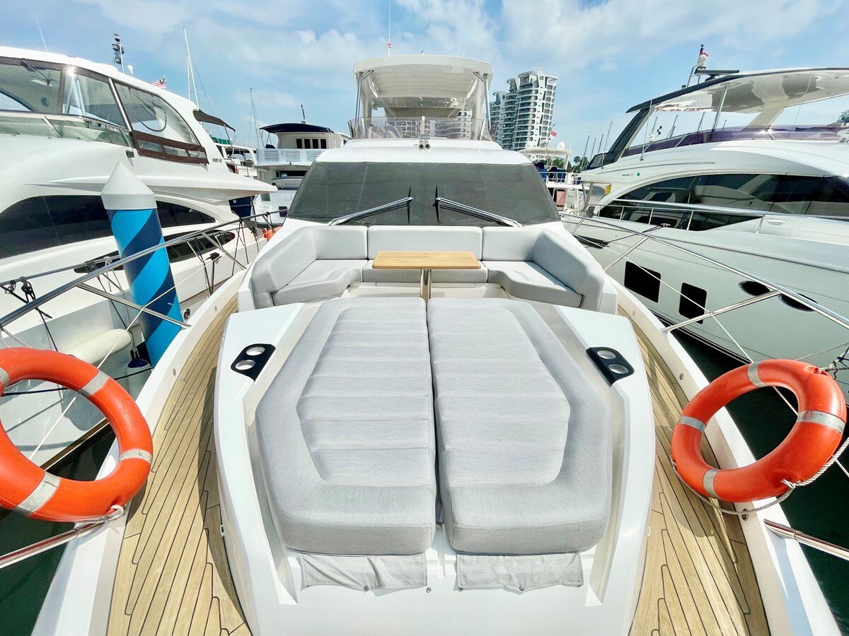 2019-sunseeker-68-3-c531bf