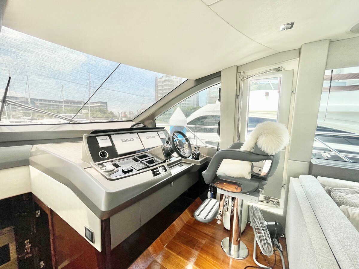 2019-sunseeker-68-3-c531bf