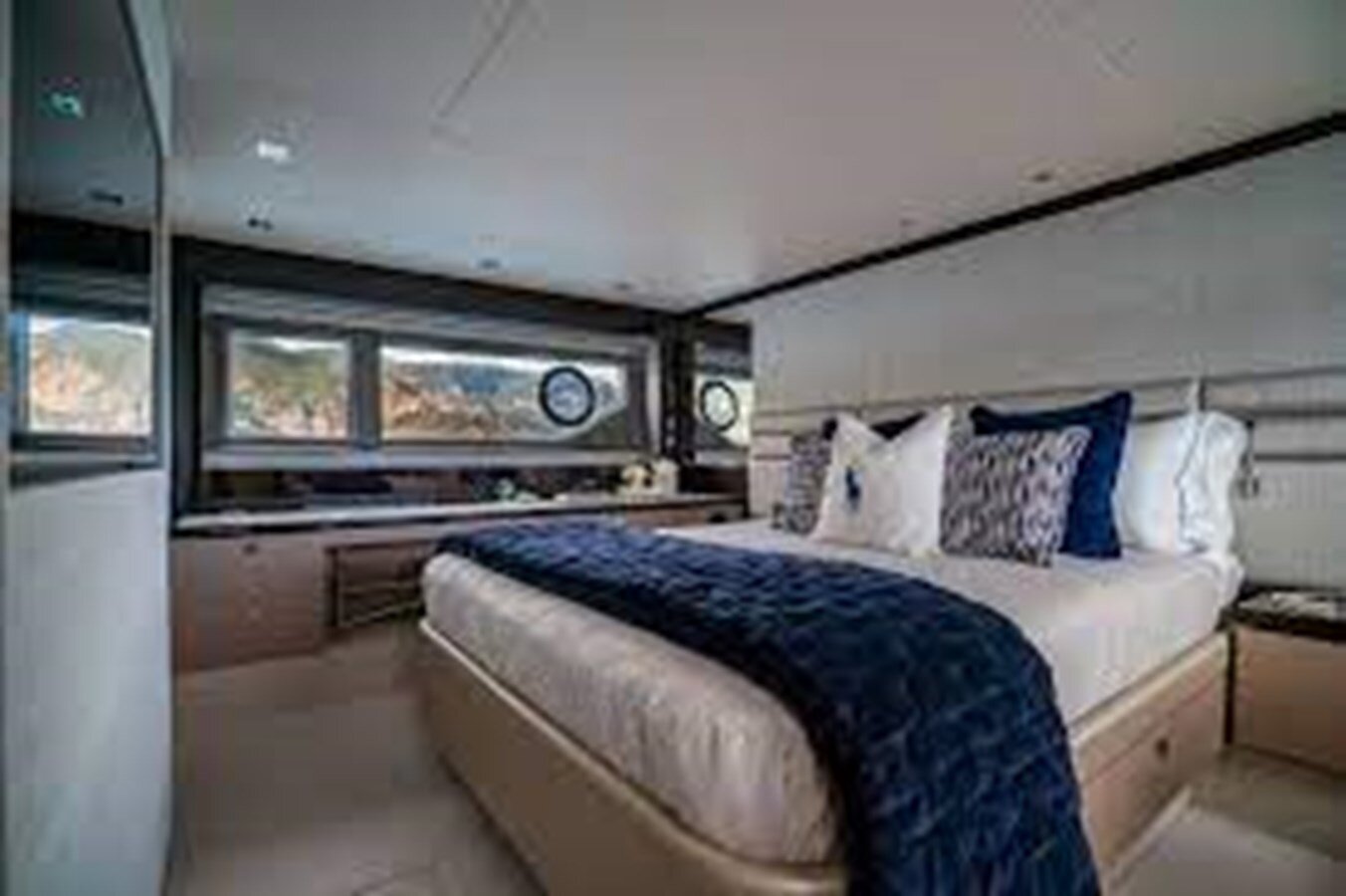 2019-sunseeker-68-3-c531bf