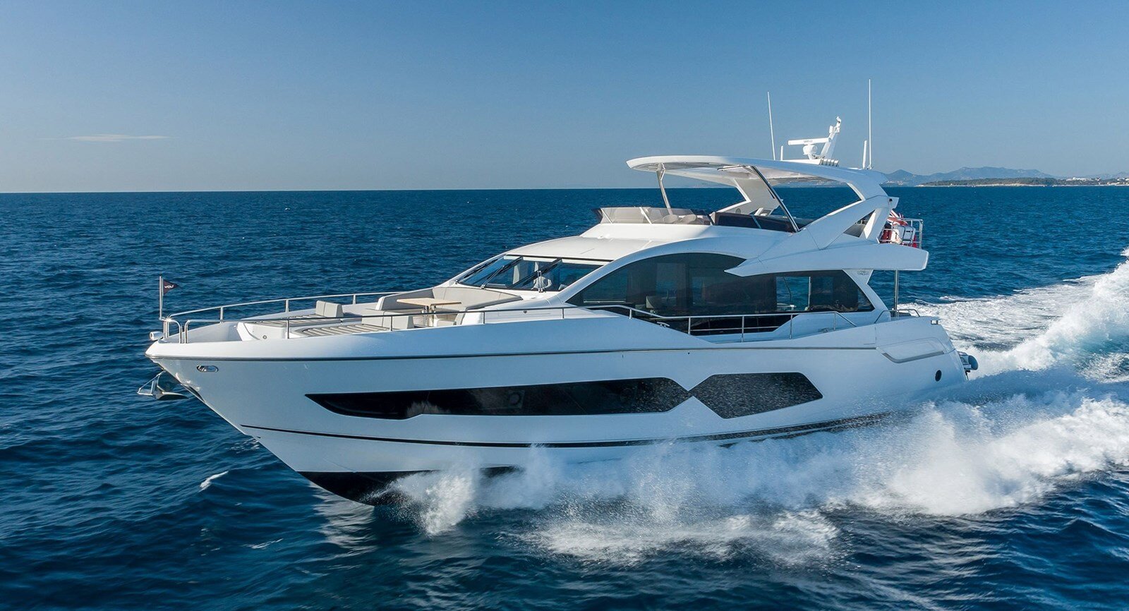 2019-sunseeker-76-d9e1bb