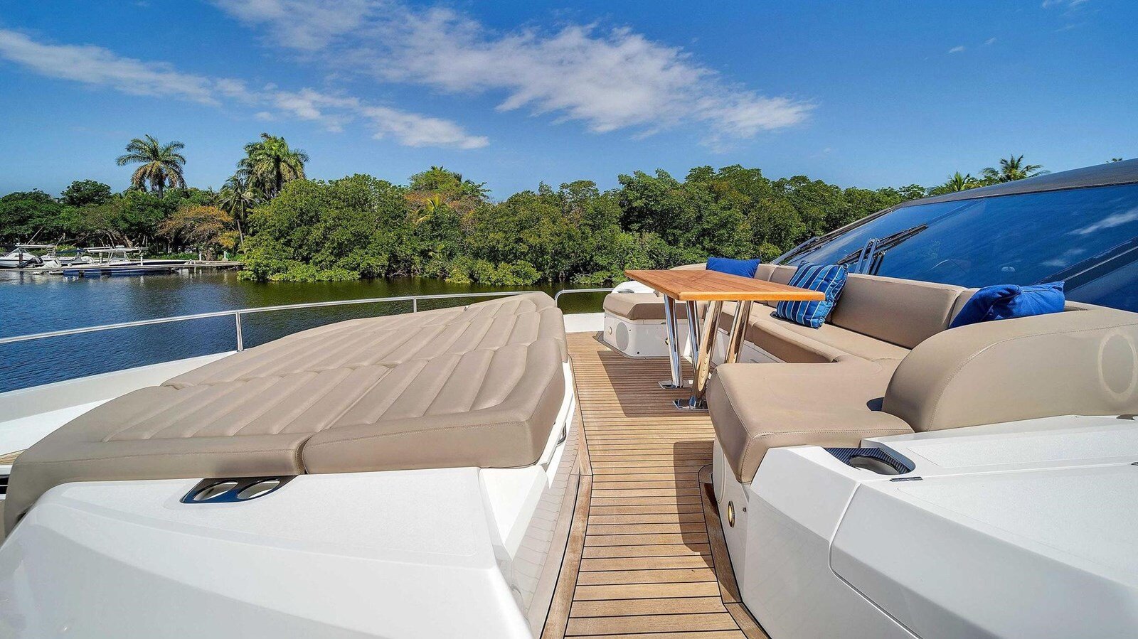 2019-sunseeker-86-9c5f27