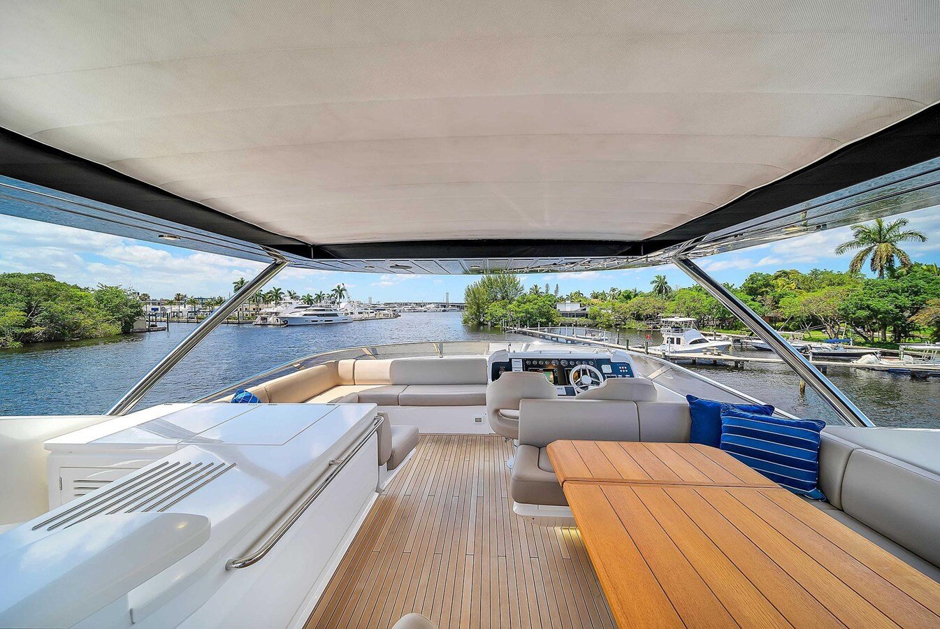 2019-sunseeker-86-9c5f27