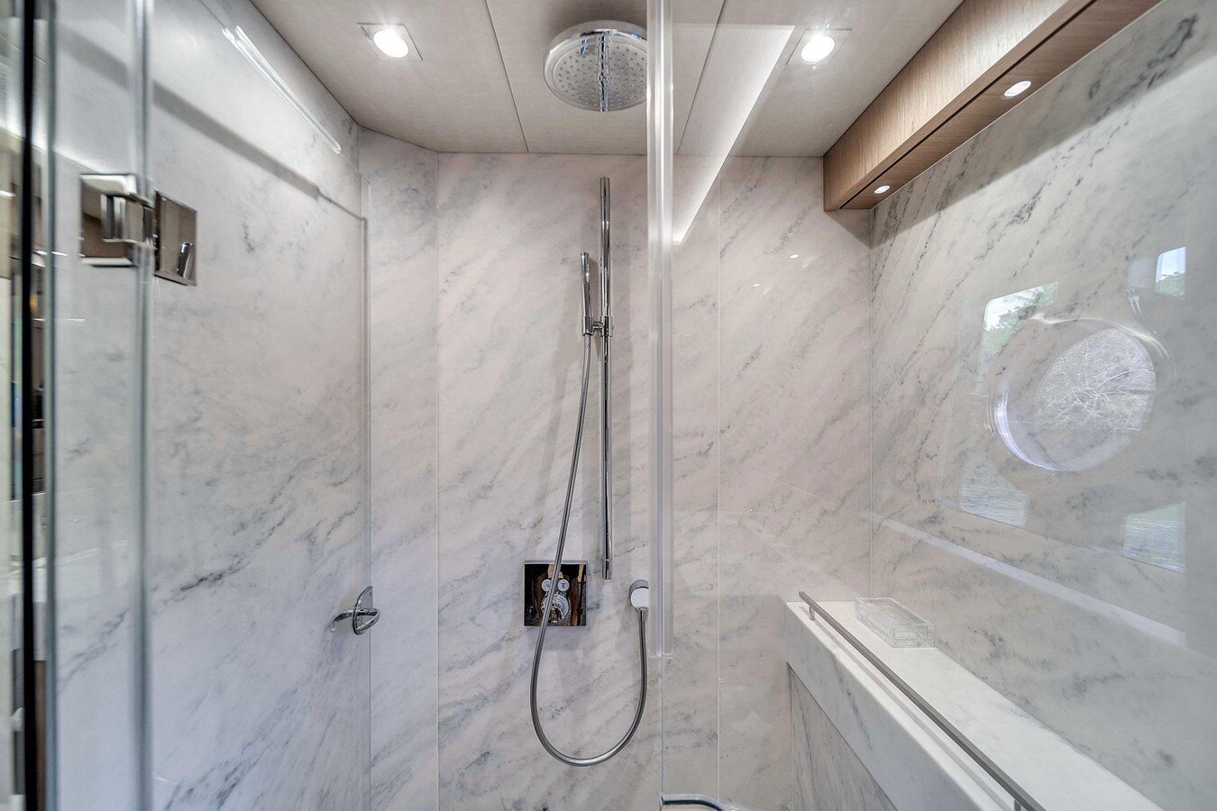 2019-sunseeker-86-9c5f27