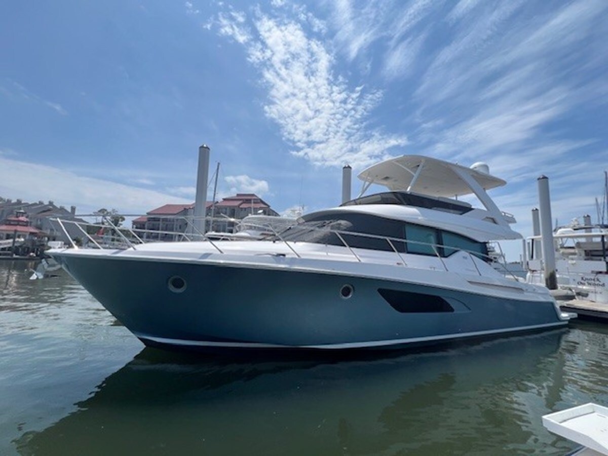 2019-tiara-yachts-54-6-b06d14